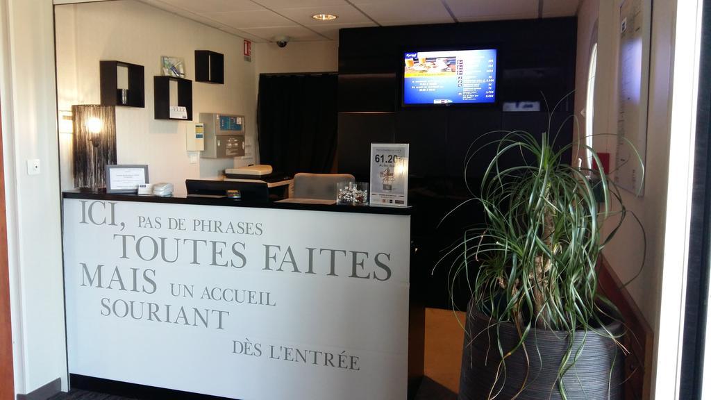 Hotel Kyriad Brive Ouest Zewnętrze zdjęcie