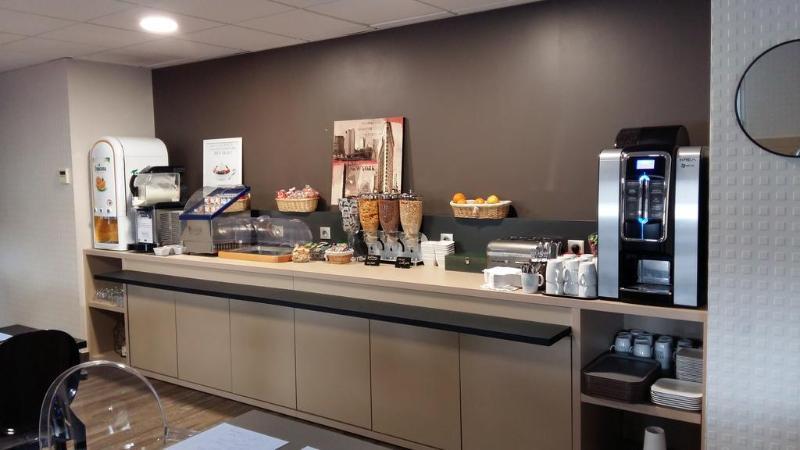 Hotel Kyriad Brive Ouest Zewnętrze zdjęcie
