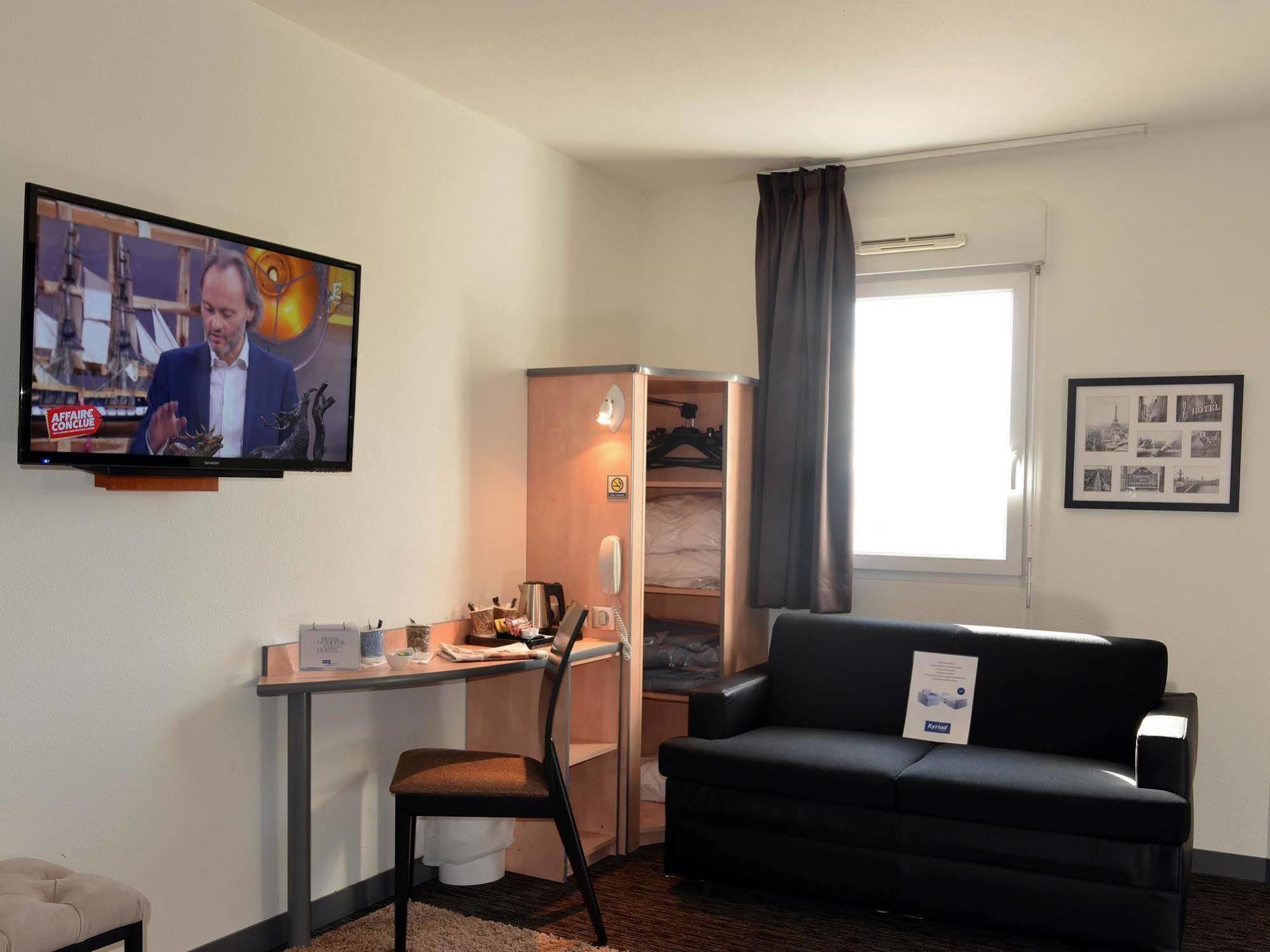 Hotel Kyriad Brive Ouest Zewnętrze zdjęcie